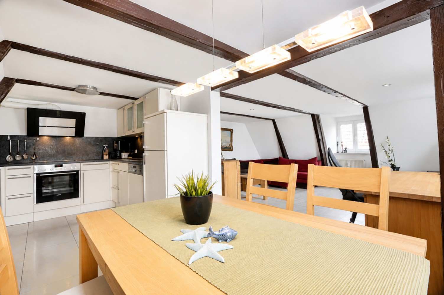 Einziehen und wohlfühlen! Voll möblierte 2-Raum-Wohnung mit ca. 58 m² im Herzen Rostocks! - Photo 3