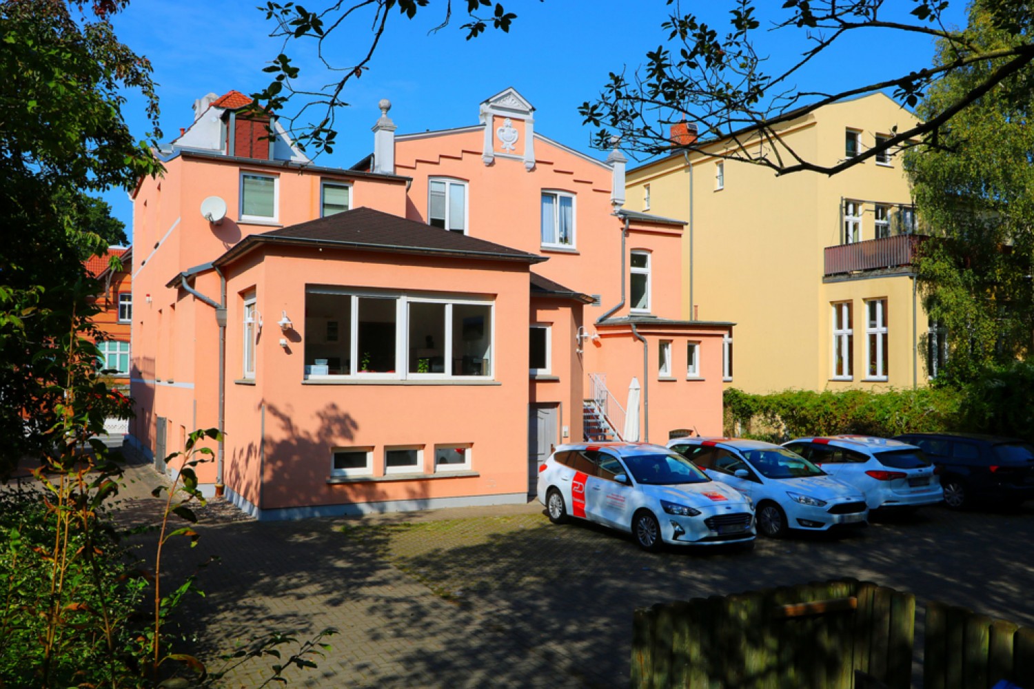 Kapitalanleger aufgepasst! Ca. 625m² große Stadtvilla in beliebter Lage
